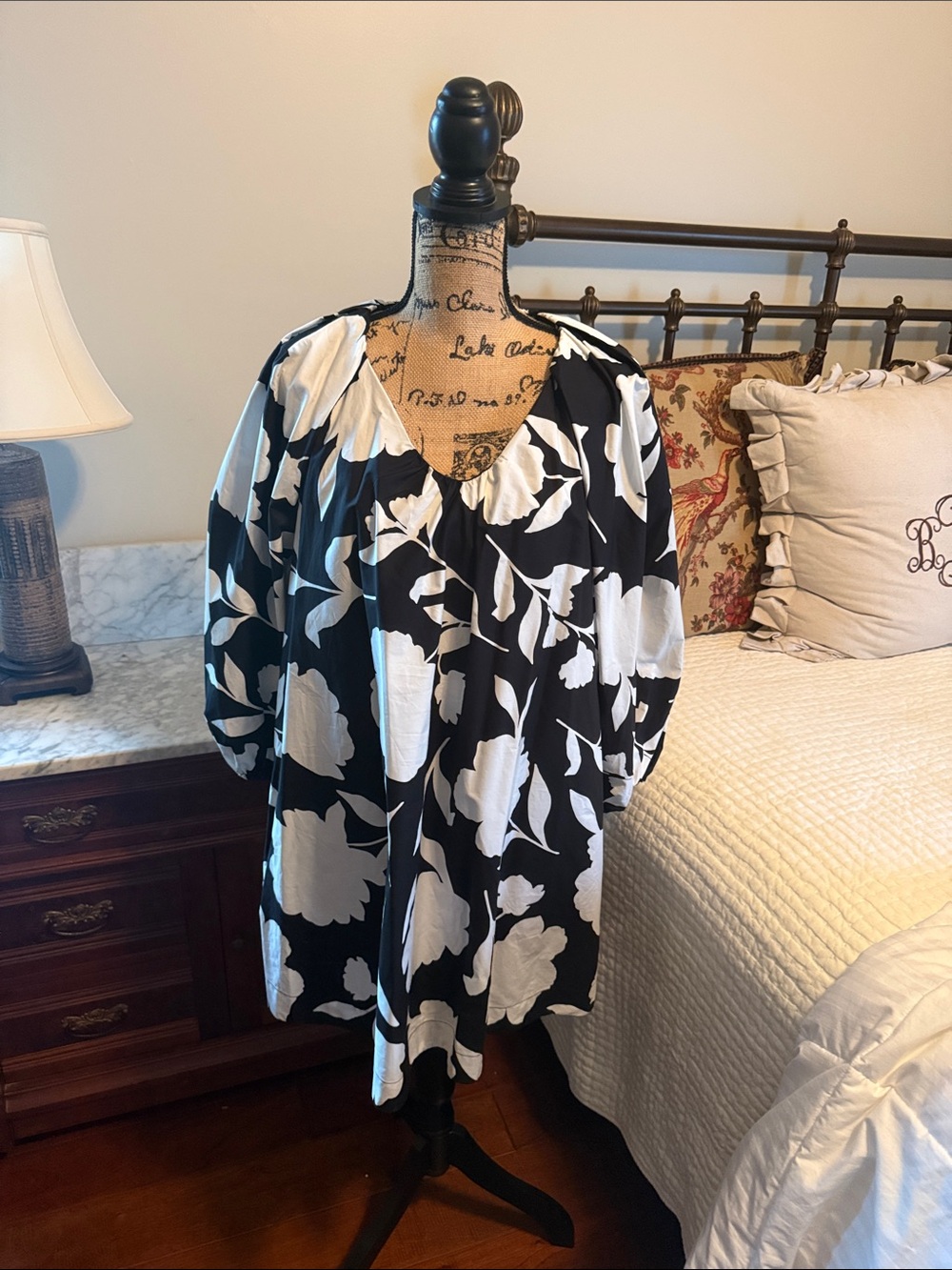 Kate Spade/ Target Black & White Floral Puff-Sleeve Women's Dress